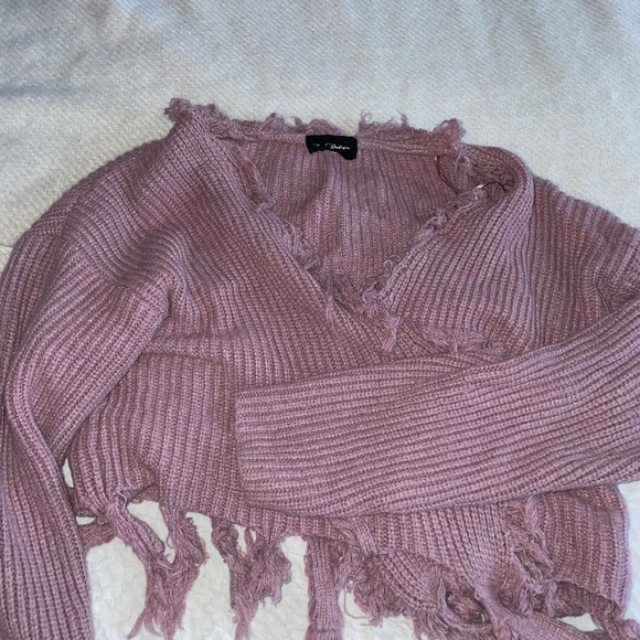 Cropped Purple Sweater - Picture 1 of 2